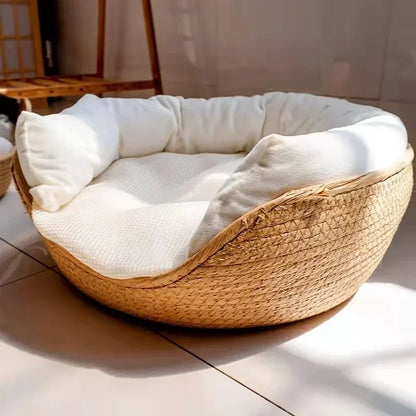 The Artisan Weaver | Four-Season Bamboo Style Nest